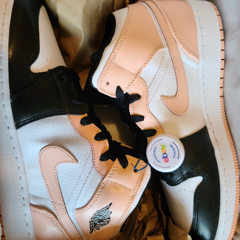 Air Jordan 1 mid